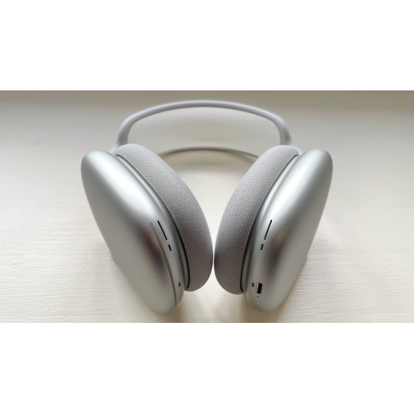  Apple Airpods Max.